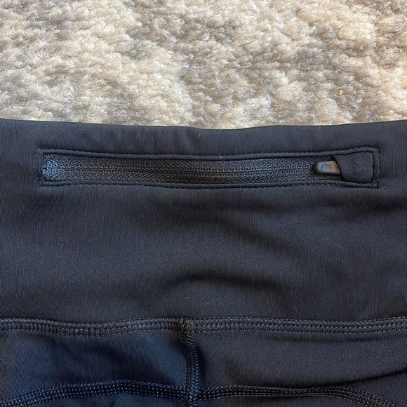 Nike Dry Fit shorts with pockets - Picture 4 of 5